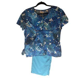 Blue & White Paisley Scrub Top With Pants Set